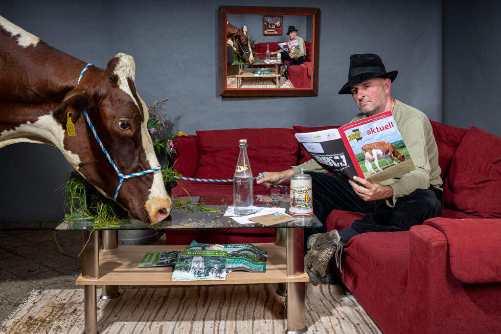 10 Kühe im Wohnzimmer